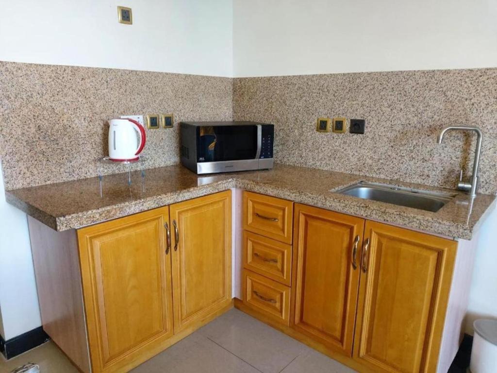 Pereybere Apartment With Breakfast And Private Balcony Pereybere Beach Exteriér fotografie